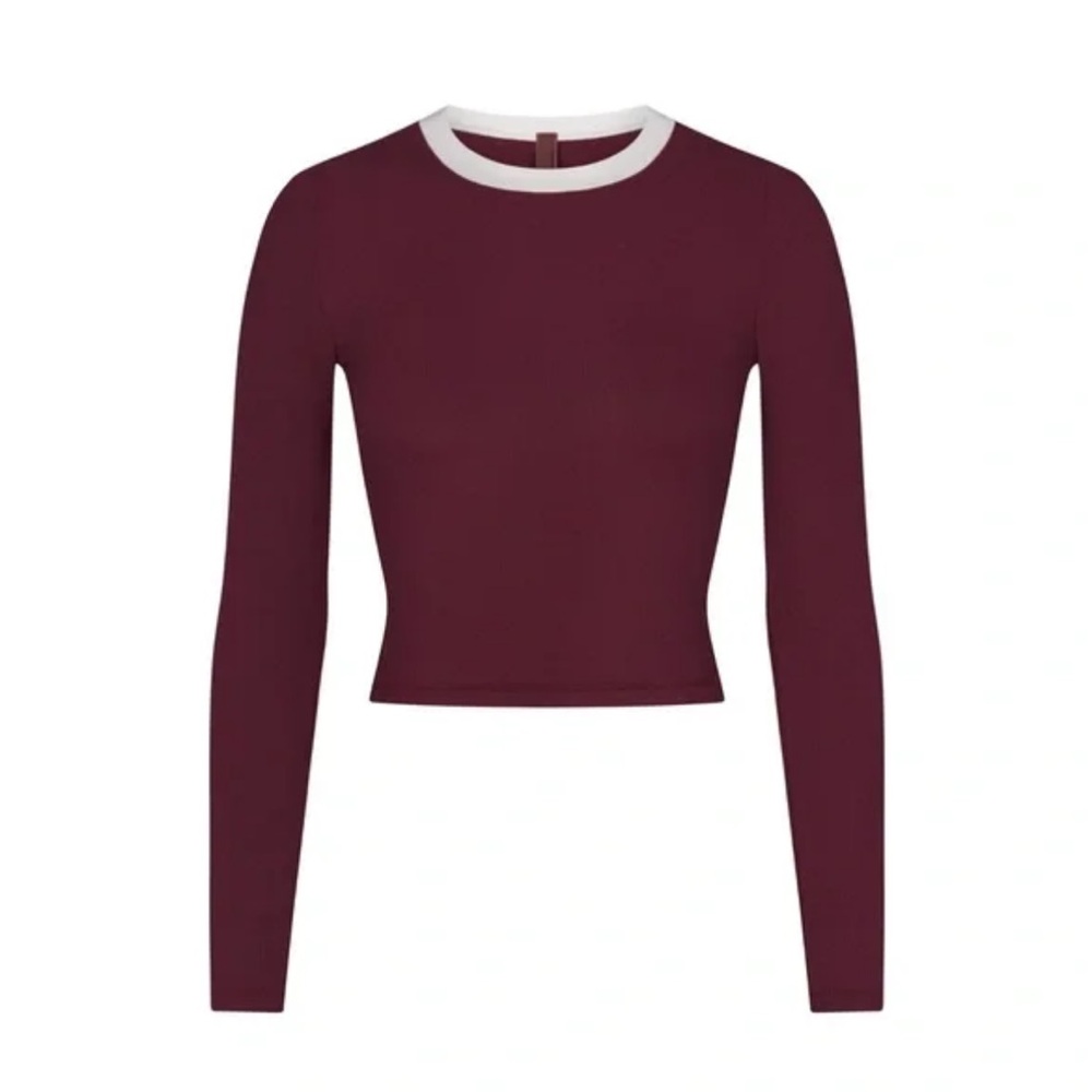 SKIMS SOFT LOUNGE RINGER LONG SLEEVE CROP TOP Maroon Small